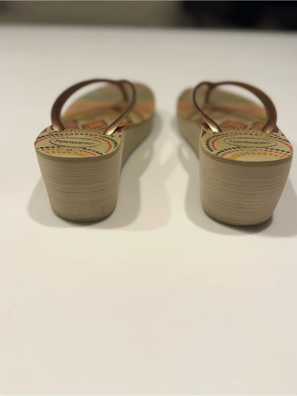 Havaianas Wedge Flip Flops - Metallic Gold EU40